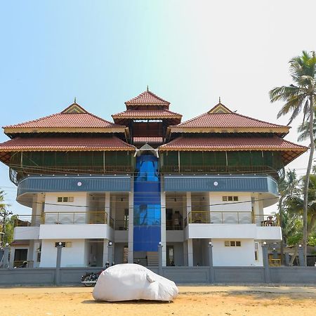 Oyo 11891 Amare Beach Resorts Alappuzha 외부 사진